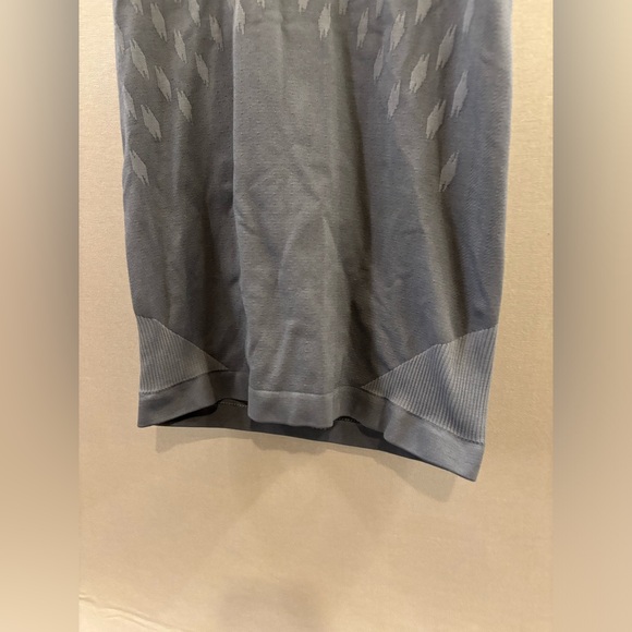 Adidas primeknit football jersey size large gray like new super stretchy - Picture 3 of 6